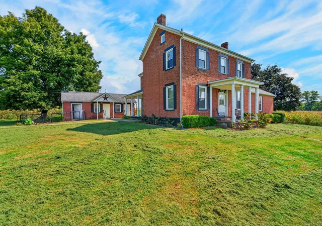 Photo 4 of Single family home for sale at 13264 Ett Noecker Rd, Ashville, OH 43103 | MLS# 226035591 | Listing updated on 2026-09-18