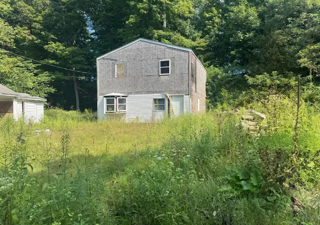 Photo 3 of Sale Pending at 3900 Gun Barrel Rd Ne, Rushville, OH 43150 | MLS# 226035621 | Listing updated on 2026-09-21