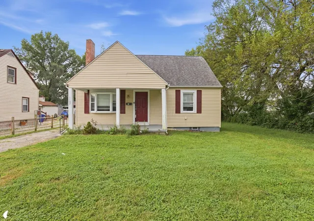 Photo 1 of Single family home for sale at 1107 Smith Rd, Columbus, OH 43207 | MLS# 226035700 | Listing updated on 2026-09-19