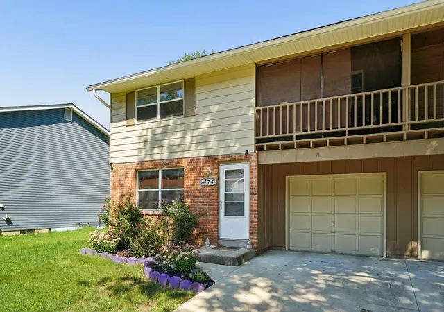 Photo 3 of Multi family home for sale at 472 474 Goshen Ct, Columbus, OH 43230 | MLS# 226035645 | Listing updated on 2026-09-24