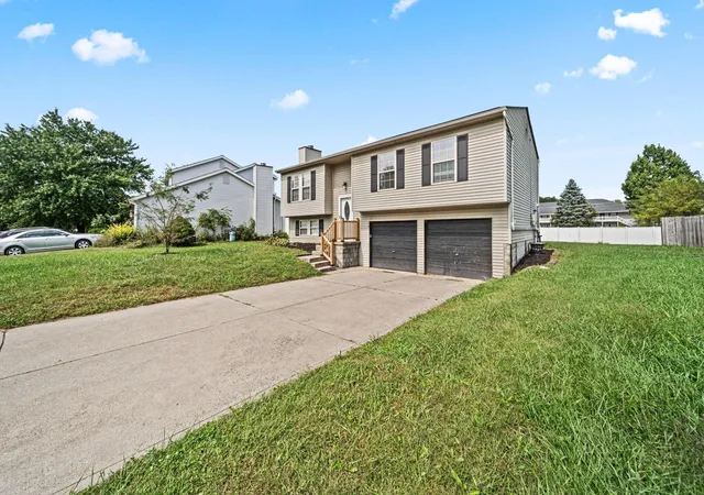 Photo 2 of Single family home for sale at 3542 Woody Way, Canal Winchester, OH 43110 | MLS# 226036051 | Listing updated on 2026-09-23