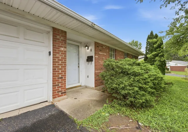 Photo 2 of Single family home for sale at 30 Kanpur Pl, Westerville, OH 43081 | MLS# 226035711 | Listing updated on 2026-10-09