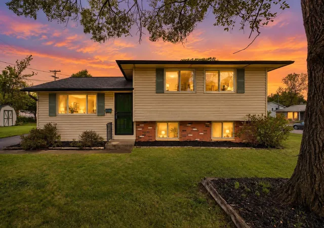 Photo 1 of Single family home for sale at 1494 Cranwood Dr, Columbus, OH 43229 | MLS# 226035787 | Listing updated on 2026-09-19