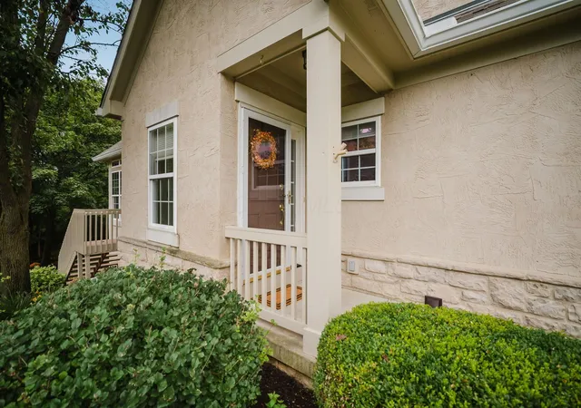 Photo 3 of Condo for sale at 7392 Deer Valley Xing, Powell, OH 43065 | MLS# 226035857 | Listing updated on 2026-09-19