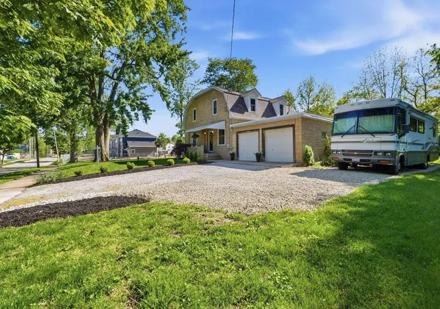 Photo 3 of Sale Pending at 36 Channing St, Delaware, OH 43015 | MLS# 226035765 | Listing updated on 2026-10-07