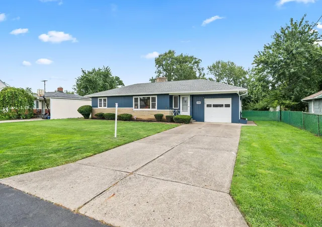 Photo 2 of Sale Pending at 3496 Wicklow Rd, Columbus, OH 43204 | MLS# 226035736 | Listing updated on 2026-10-02