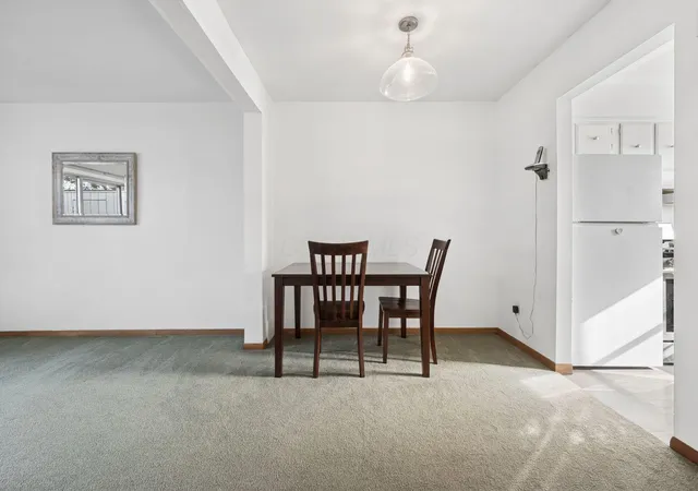 Listing Photo 5 - Condo for sale in building located at 1308 Woodbrook Ln, Columbus, OH 43223 - Unit #236G