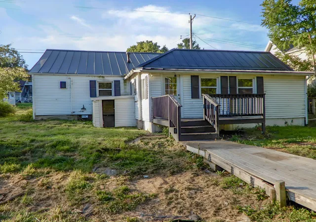 Photo 3 of Single family home for sale at 7096 Columbus Rd, Centerburg, OH 43011 | MLS# 226035739 | Listing updated on 2026-10-06