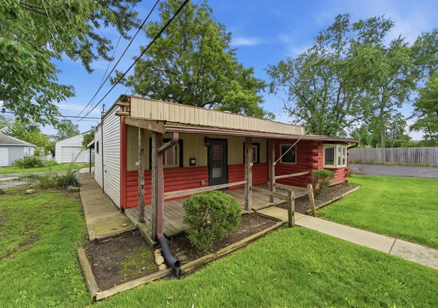 Listing Photo 1 - Condo for sale in building located at 4170 Broadway, Grove City, OH 43123