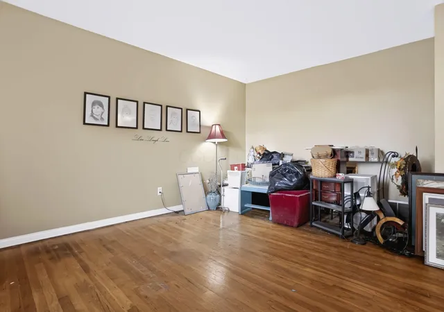 Photo 3 of Single family home for sale at 3096 Hatfield Ct, Columbus, OH 43232 | MLS# 226035737 | Listing updated on 2026-09-18