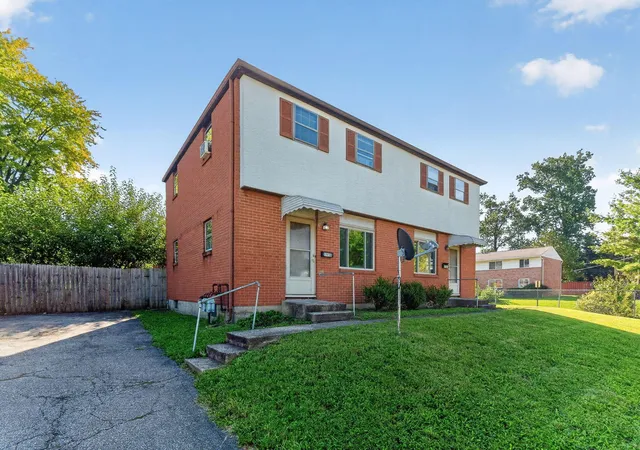 Photo 2 of Multi family home for sale at 1938 Pannell Ave #1940, Columbus, OH 43207 | MLS# 226035785 | Listing updated on 2026-09-24