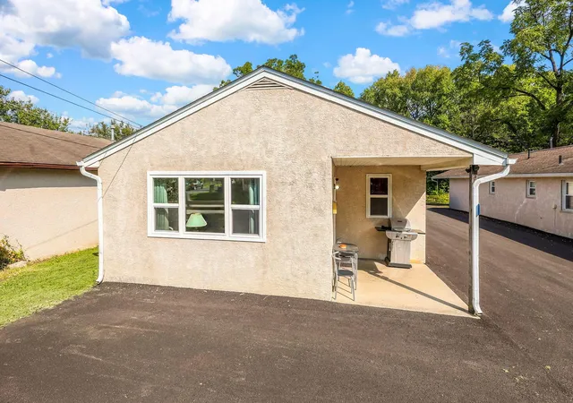 Photo 1 of Multi family home for sale at 2004 2006 Doren Ave, Columbus, OH 43223 | MLS# 226035743 | Listing updated on 2026-09-24
