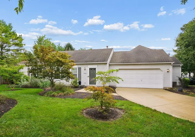 Listing Photo 5 - Condo for sale in building located at 6254 Mcnaughten Pl Ln, Columbus, OH 43213 - Unit #47