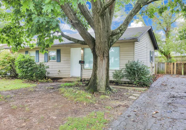 Photo 2 of Single family home for sale at 7362 Lebanon Ave, Reynoldsburg, OH 43068 | MLS# 226035756 | Listing updated on 2026-10-06