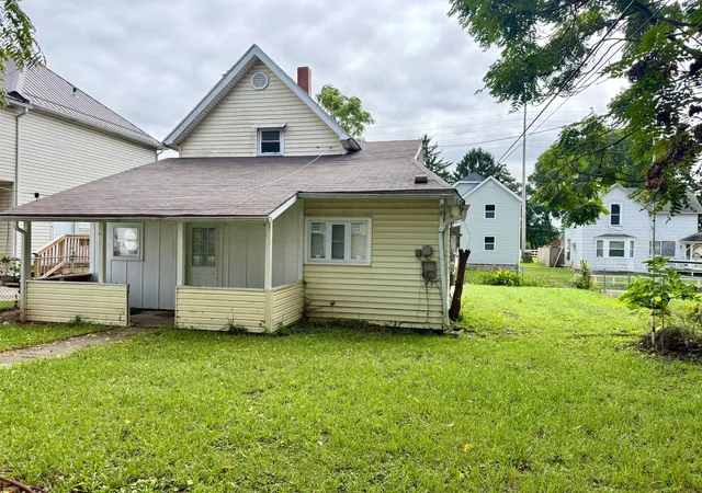 Photo 3 of Single family home for sale at 224 Bellevue Ave, Marion, OH 43302 | MLS# 226035806 | Listing updated on 2026-09-26