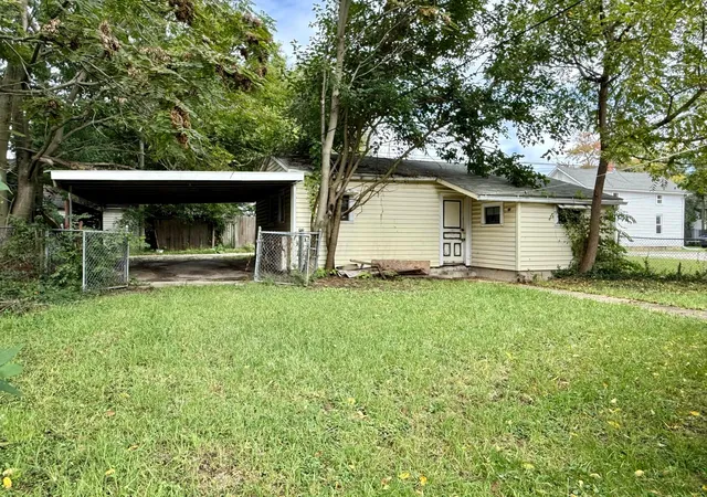 Photo 3 of Single family home for sale at 224 Bellevue Ave, Marion, OH 43302 | MLS# 226035806 | Listing updated on 2026-09-26