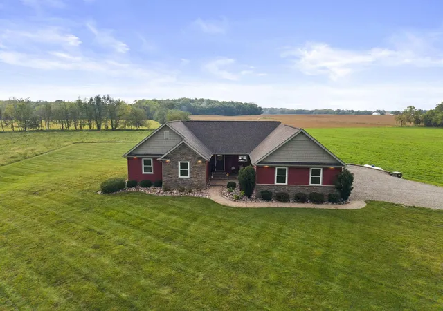 Photo 1 of Single family home for sale at 10497 Winchester Rd, Ashville, OH 43103 | MLS# 226035945 | Listing updated on 2026-09-21