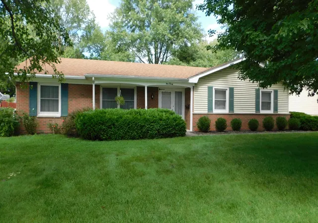 Photo 1 of Single family home for sale at 920 Sherwood Ave, Marysville, OH 43040 | MLS# 226035796 | Listing updated on 2026-09-27
