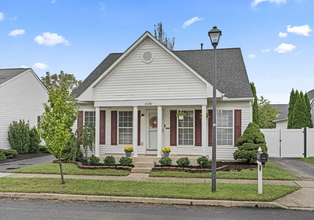 Single family home for sale at 4398 Resaca Dr, Grove City, OH 43123 | MLS# 226035862