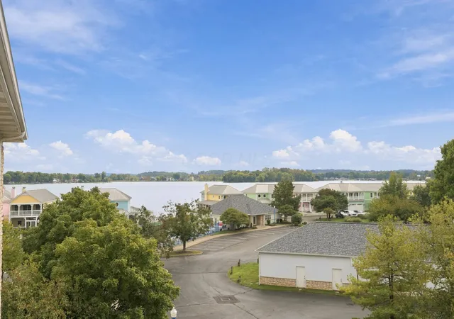 Photo 1 of Condo for sale at 4401 Hunts Landing Rd #403, Hebron, OH 43025 | MLS# 226035897 | Listing updated on 2026-09-20