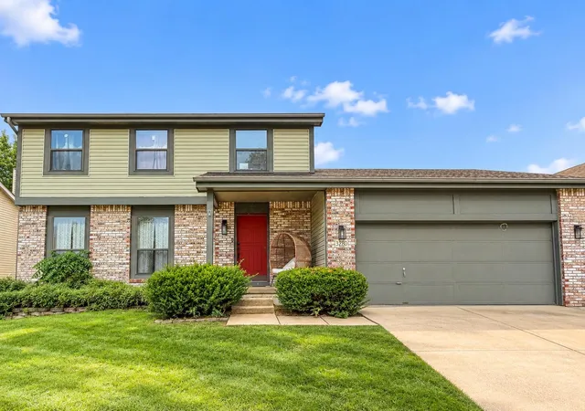 Photo 1 of Single family home for sale at 3280 Bellerive Dr, Pickerington, OH 43147 | MLS# 226035874 | Listing updated on 2026-10-08