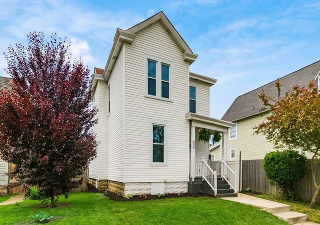 Photo 3 of Single family home for sale at 209 S Ogden Ave, Columbus, OH 43204 | MLS# 226036156 | Listing updated on 2026-10-07