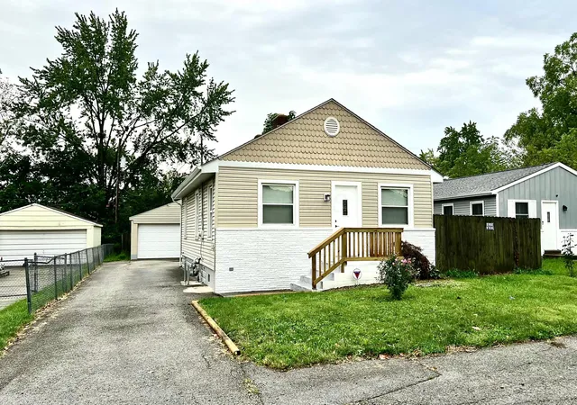 Photo 1 of Single family home for sale at 2231 Sale Rd, Columbus, OH 43224 | MLS# 226035881 | Listing updated on 2026-10-05