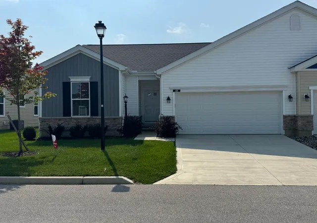 Photo 1 of Single family home for sale at 43 Oldham Ln, Delaware, OH 43015 | MLS# 226035880 | Listing updated on 2026-09-19