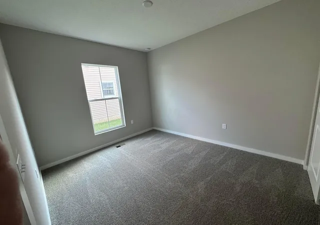 Photo 4 of Single family home for sale at 43 Oldham Ln, Delaware, OH 43015 | MLS# 226035880 | Listing updated on 2026-09-19