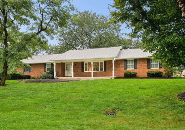 Photo 1 of Single family home for sale at 2670 Geyerwood Ct, Grove City, OH 43123 | MLS# 226035953 | Listing updated on 2026-09-25