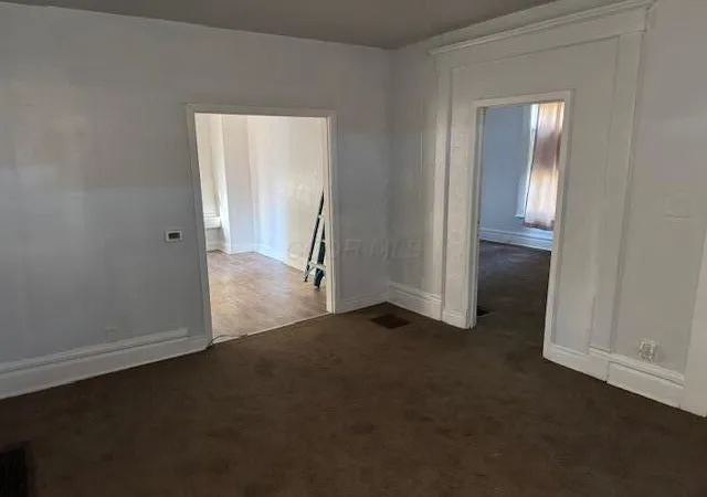 Photo 3 of Single family home for sale at 1527 E Hudson St, Columbus, OH 43211 | MLS# 226035892 | Listing updated on 2026-10-03