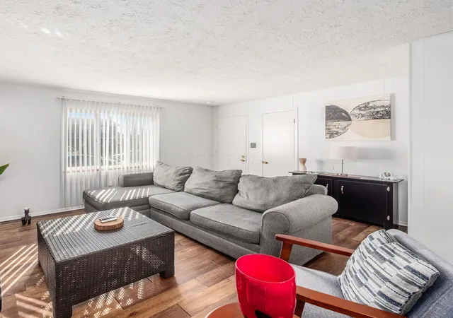 Photo 3 of Multi family home for sale at 1321 Studer Ave #1319, Columbus, OH 43206 | MLS# 226035937 | Listing updated on 2026-09-21