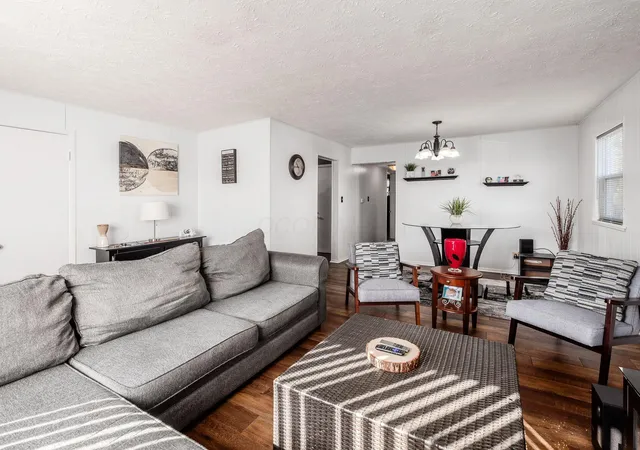 Listing Photo 5 - Condo for sale in building located at 1321 Studer Ave, Columbus, OH 43206 - Unit #1319