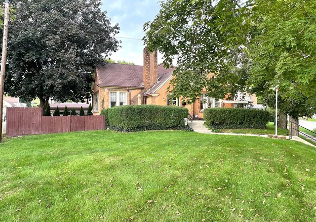 Photo 1 of Single family home for sale at 133 Zanesville Ave, Logan, OH 43138 | MLS# 226035909 | Listing updated on 2026-09-27