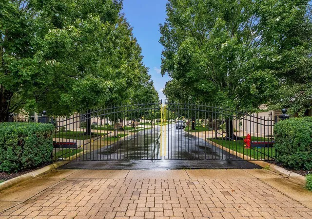 Photo 45 of Condo for sale at 55 Brookehill Dr, Powell, OH 43065 | MLS# 226036194 | Listing updated on 2026-10-23