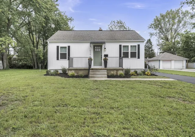 Photo 2 of Single family home for sale at 1934 Eddystone Ave, Columbus, OH 43224 | MLS# 226036680 | Listing updated on 2026-10-06