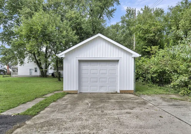 Photo 39 of Single family home for sale at 1934 Eddystone Ave, Columbus, OH 43224 | MLS# 226036680 | Listing updated on 2026-10-06