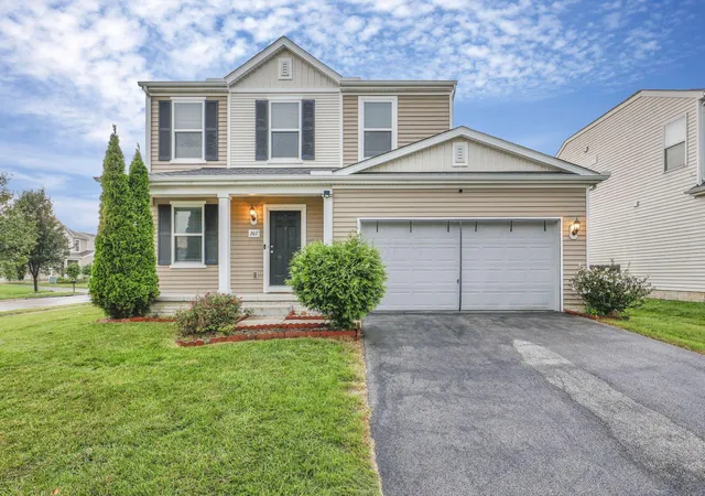 Single family home for sale at 207 Long Cay Ln, Reynoldsburg, OH 43068 | MLS# 226035993