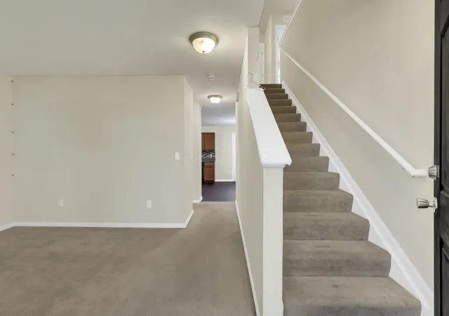 Photo 4 of Single family home for sale at 207 Long Cay Ln, Reynoldsburg, OH 43068 | MLS# 226035993 | Listing updated on 2026-10-07