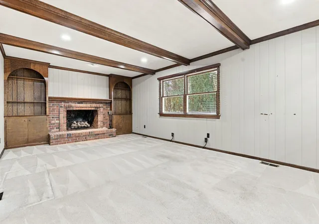 Photo 2 of Single family home for sale at 127 S Hempstead Rd, Westerville, OH 43081 | MLS# 226040059 | Listing updated on 2026-10-30