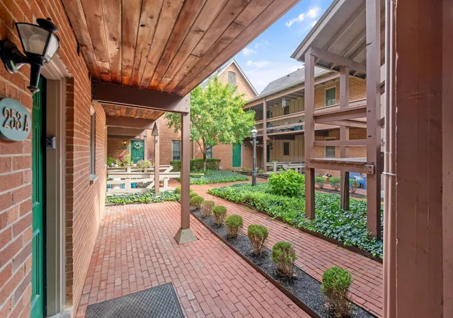 Photo 3 of Condo for sale at 253 E Kossuth St #A, Columbus, OH 43206 | MLS# 226035997 | Listing updated on 2026-09-30