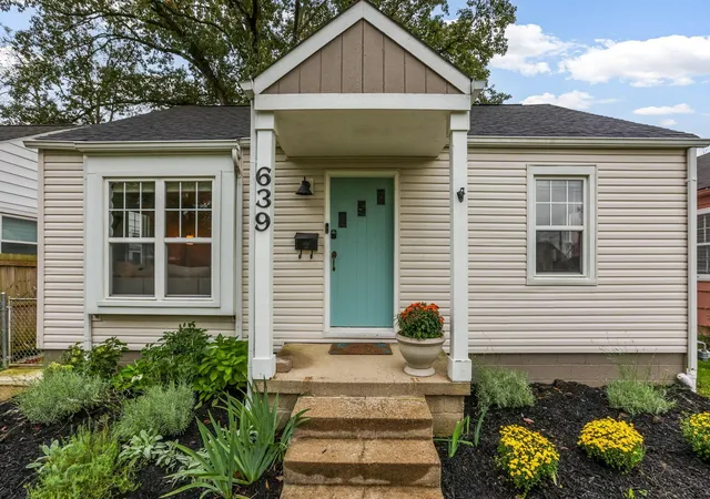 Photo 3 of Single family home for sale at 639 E Jeffrey Pl, Columbus, OH 43214 | MLS# 226036005 | Listing updated on 2026-10-06