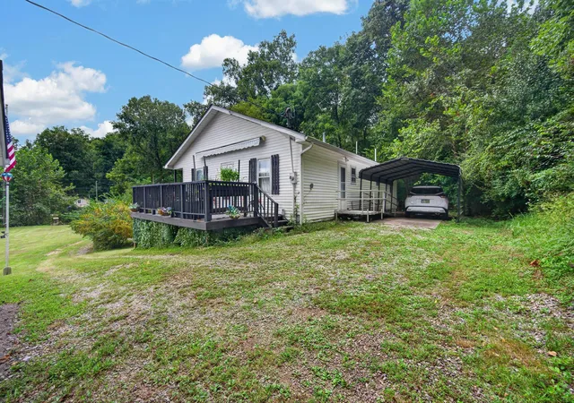 Photo 3 of Single family home for sale at 46 Foreman Ln, Waverly, OH 45690 | MLS# 226035978 | Listing updated on 2026-09-21