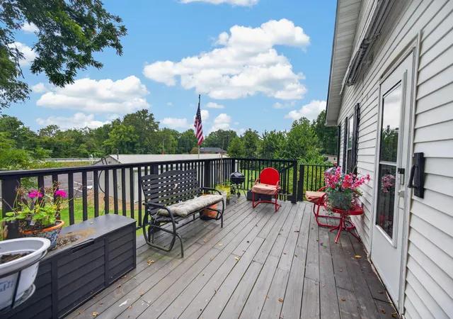 Photo 4 of Single family home for sale at 46 Foreman Ln, Waverly, OH 45690 | MLS# 226035978 | Listing updated on 2026-09-21