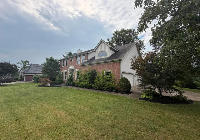 Photo 2 of Single family home for sale at 6255 Spinnaker Dr, Lewis Center, OH 43035 | MLS# 226036033 | Listing updated on 2026-09-21