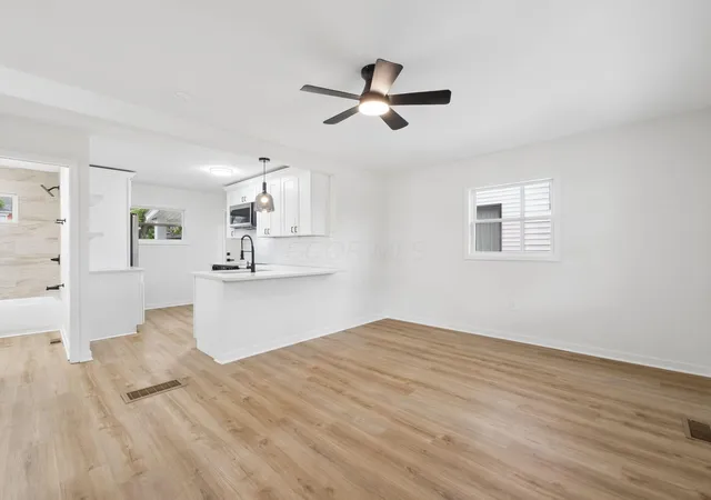 Photo 2 of Single family home for sale at 237 N 17th Street, Columbus, OH 43203 | MLS# 226036238 | Listing updated on 2026-09-23