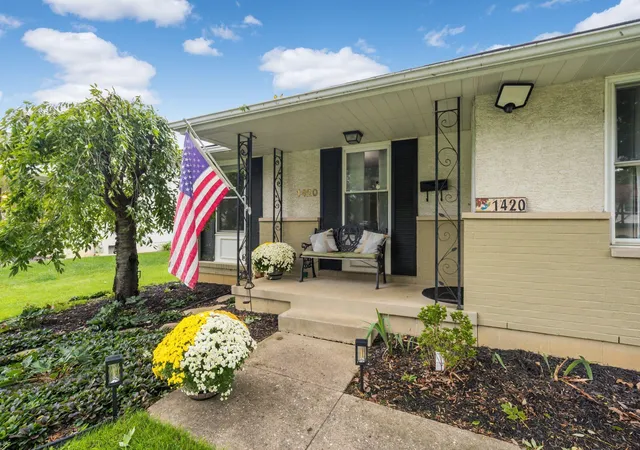 Photo 3 of Single family home for sale at 1420 Bosworth Pl, Columbus, OH 43229 | MLS# 226036566 | Listing updated on 2026-10-07
