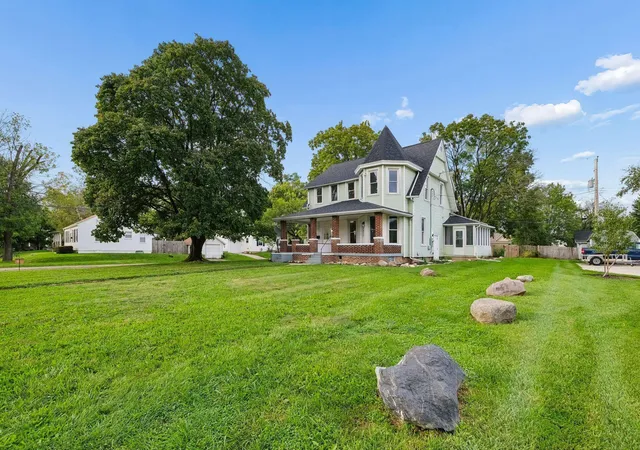 Photo 2 of Multi family home for sale at 3610 3612 Grv City, Grove City, OH 43123 | MLS# 226036004 | Listing updated on 2026-09-23