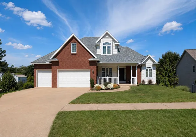 Photo 2 of Single family home for sale at 39 Wildwood Ln W, Mount Vernon, OH 43050 | MLS# 226036438 | Listing updated on 2026-09-27