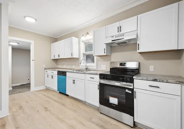 Photo 3 of Single family home for sale at 236 Wilson St, Newark, OH 43055 | MLS# 226036112 | Listing updated on 2026-09-23